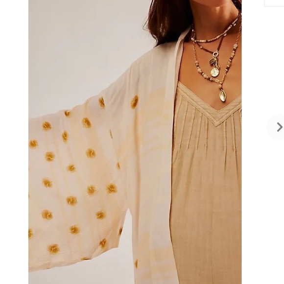 NWT $88 FREE PEOPLE Laurel Canyon Kimono in Golden Sand NEW Intimately Free - Picture 3 of 4